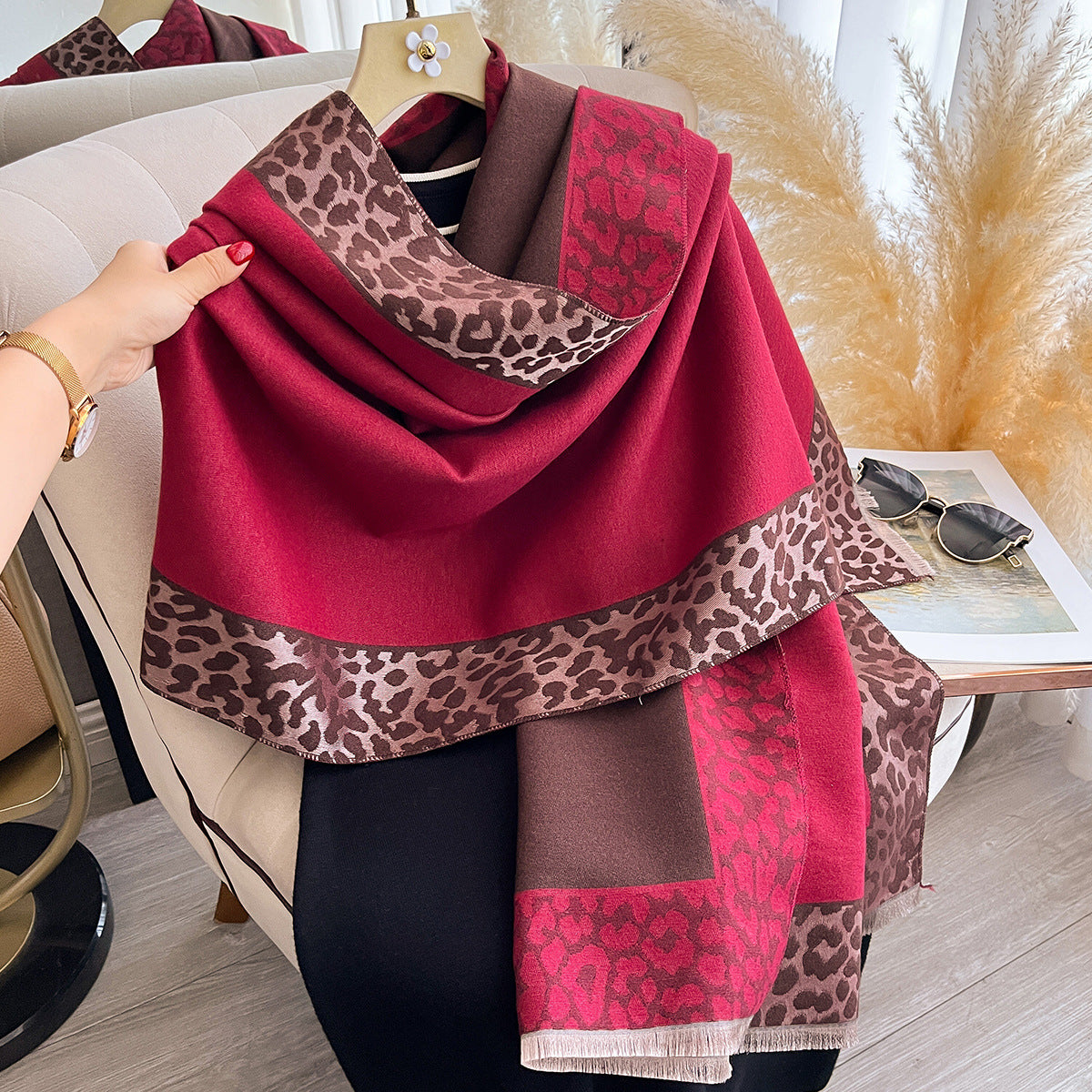 Women's Luxury Leopard Print Artificial Cashmere Scarf