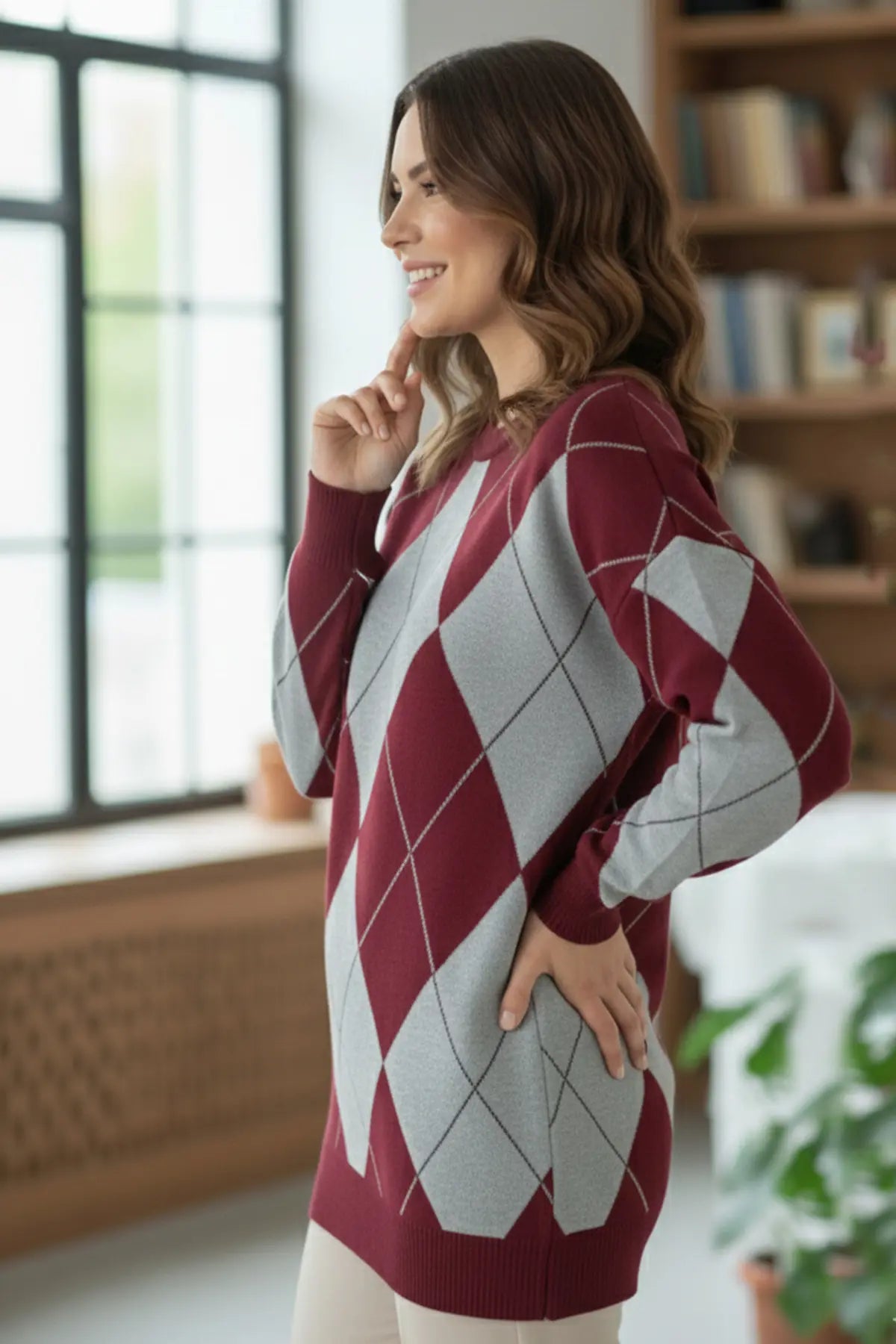 Baklava Patterned Knitted Sweater – NEOMODEST winter collection product image 3