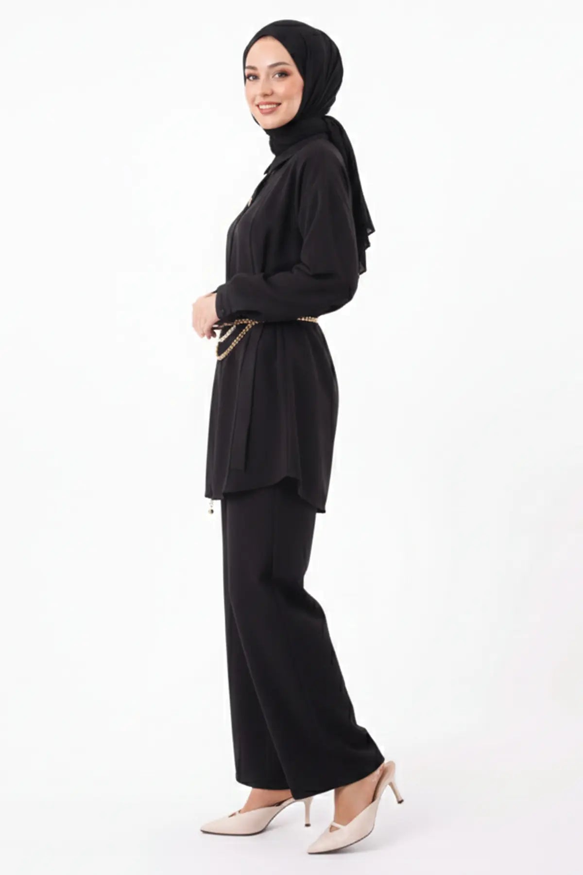 Brooch Detailed Hijab Two-piece Set | Black – NEOMODEST product image 3