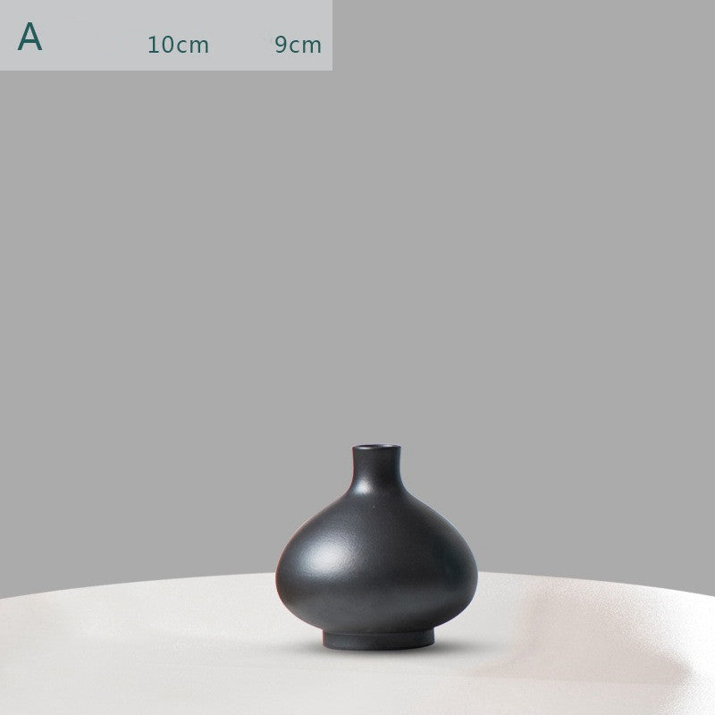 Creative Ceramic Vases For Living Room Luxury Room and Office Decoration Accessories - Black - Flower Vase