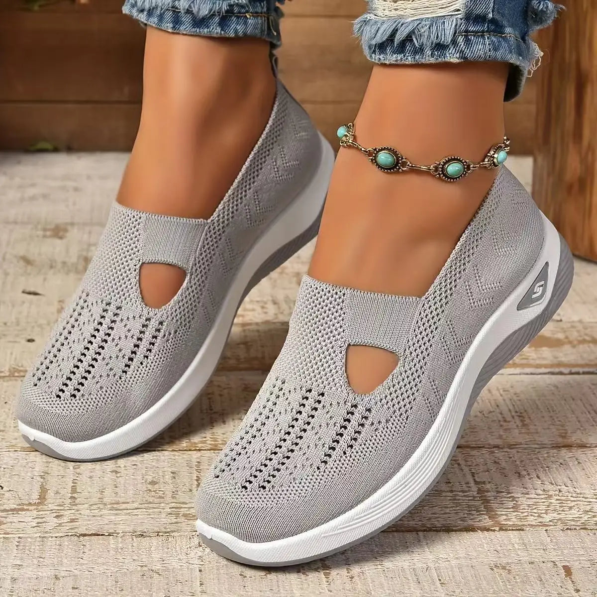 Women’s Walking Shoes Soft Bottom Casual Mesh Shoes