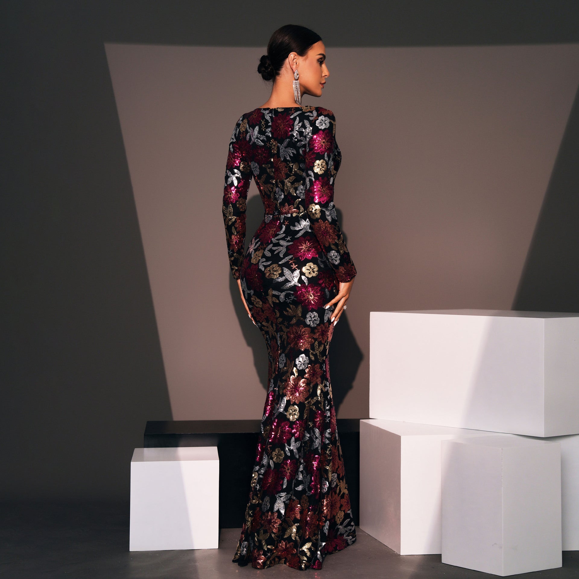 Evening Gown Long Sleeve Crew Neck Sequined Bridesmaid Dress - Dress