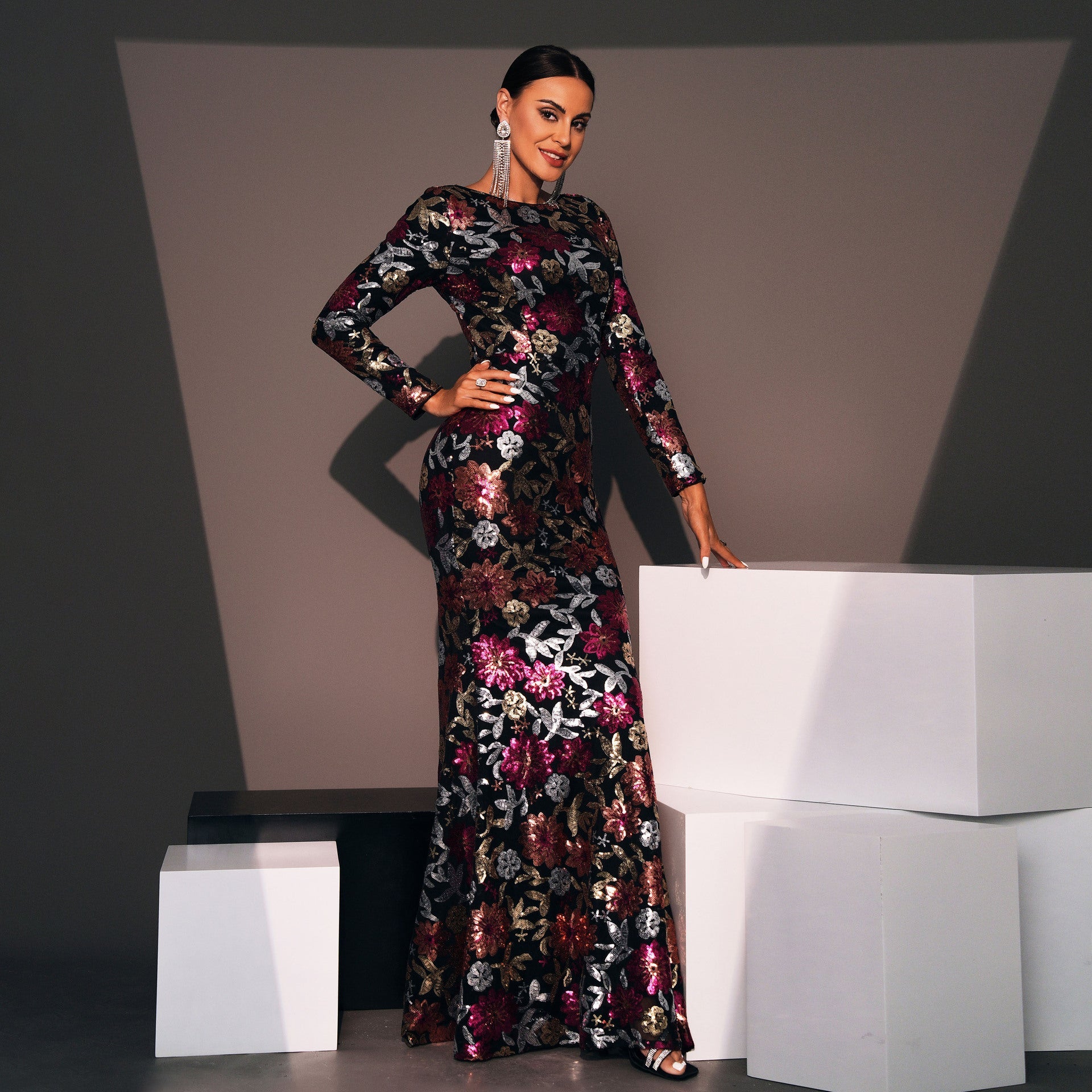 Evening Gown Long Sleeve Crew Neck Sequined Bridesmaid Dress - Dress