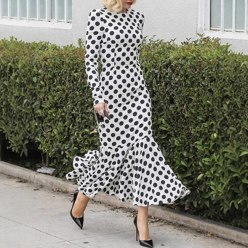 Slimming Figure-hugging Polka-dot Dress