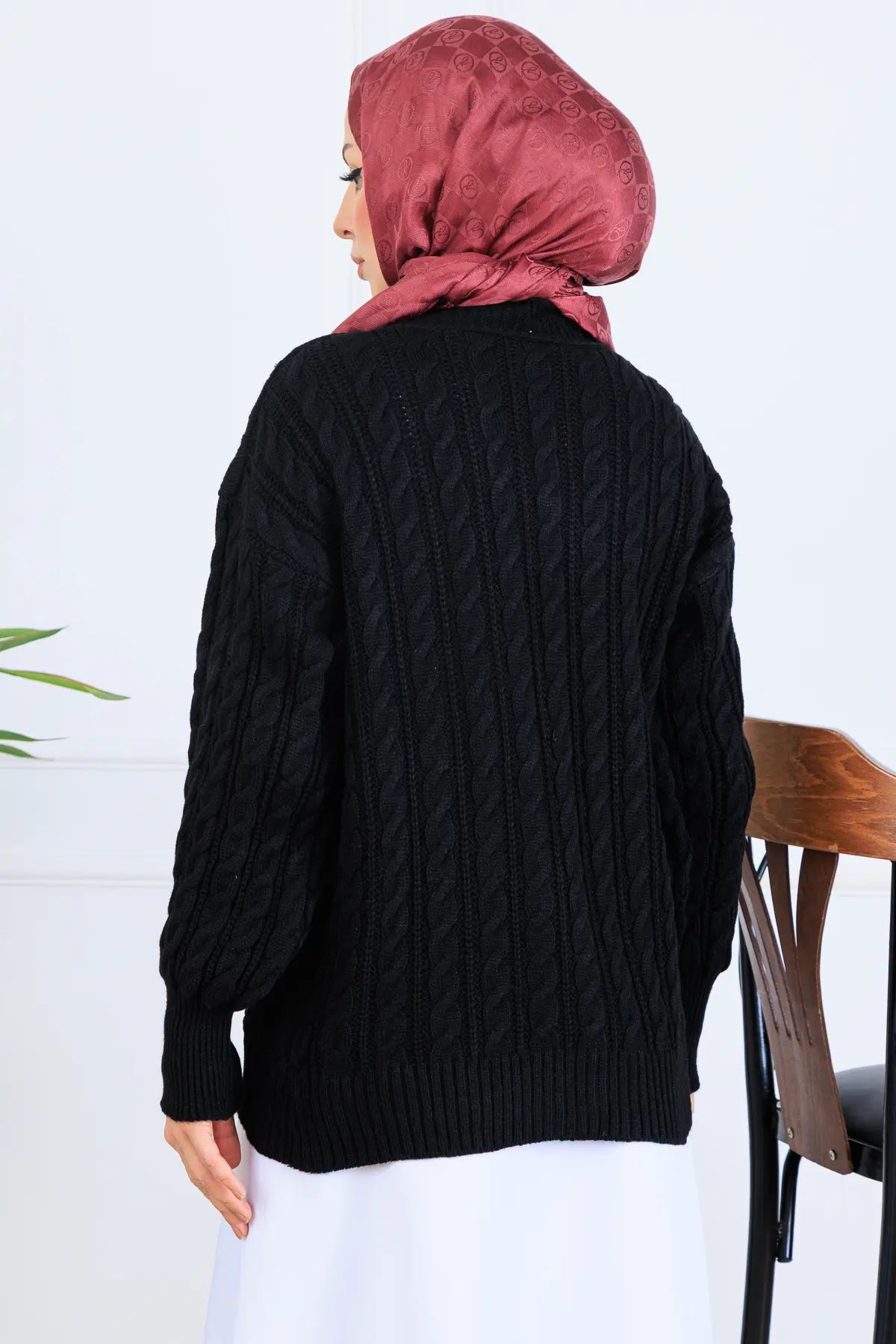 Hair Knit Short Knitwear Cardigan – NEOMODEST product image 4