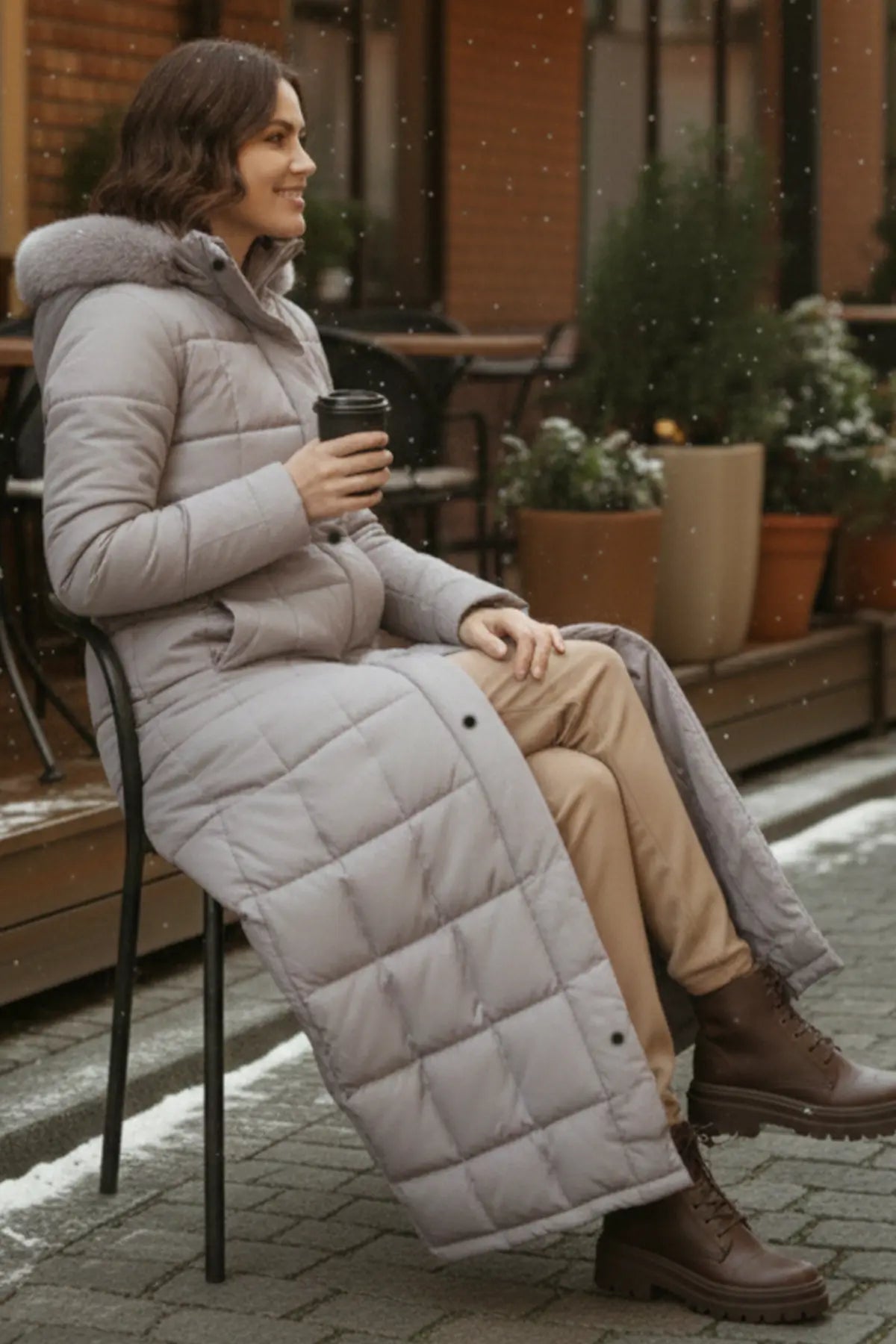 Hooded Quilted Coat | Grey – NEOMODEST product image 4