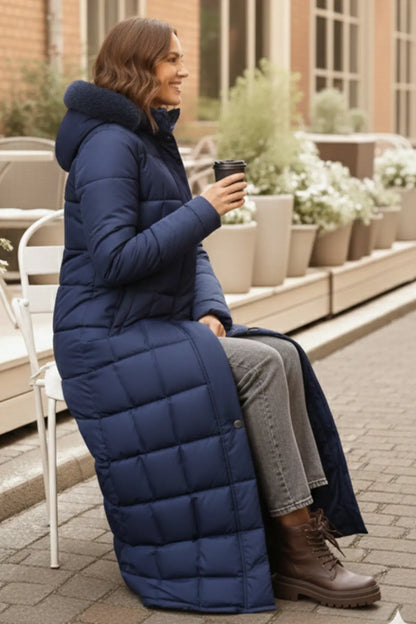 Hooded Quilted Coat | Navy Blue – NEOMODEST product image 2