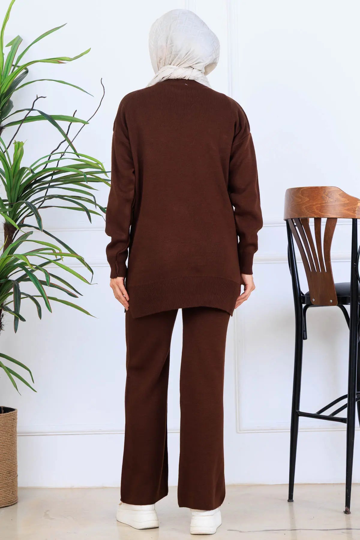 Knitwear Set With Embroidery Details | Brown – NEOMODEST, image 4
