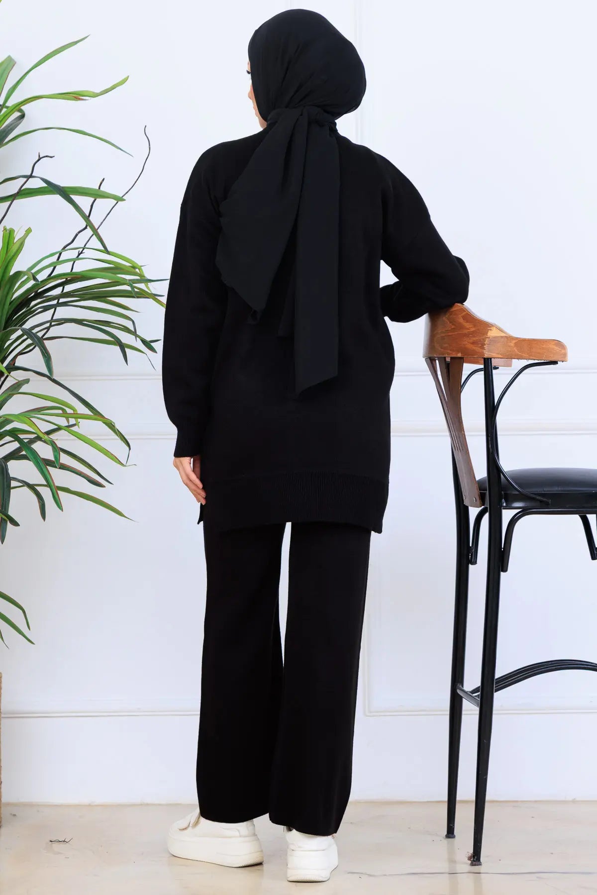 Knitwear Set With Embroidery Details | Black – NEOMODEST, image 4