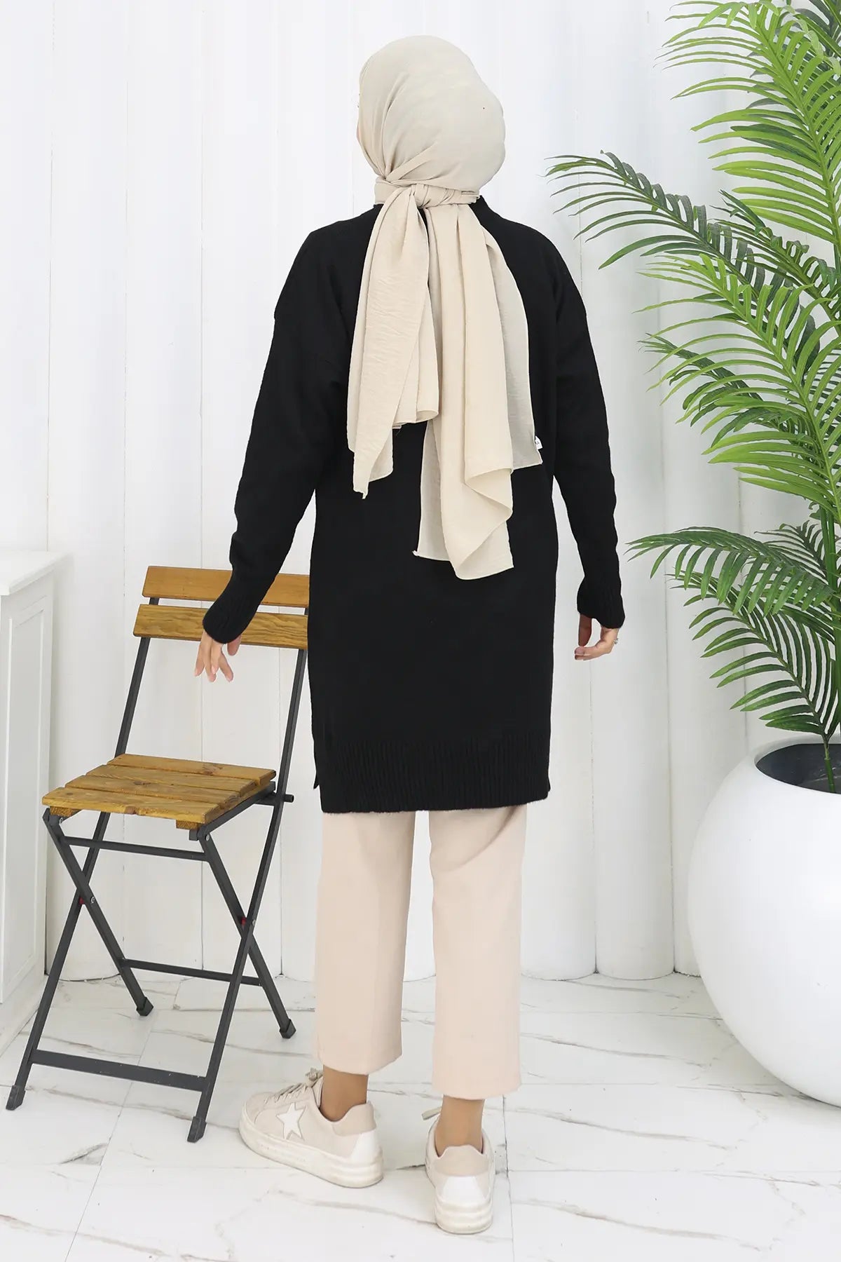 Knitwear Sweater – NEOMODEST winter collection product image 4