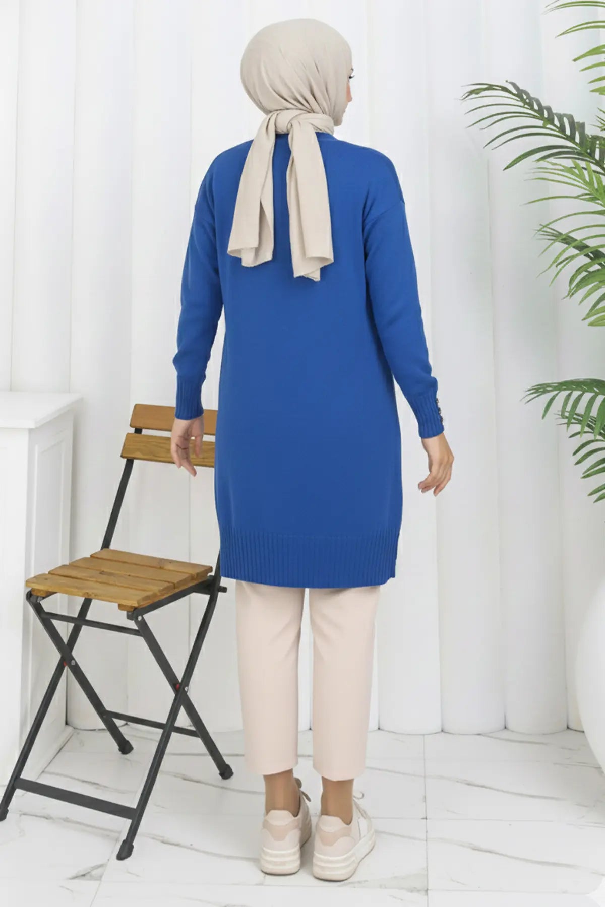 Long Mercerized Cardigan With Collar Detail | Indigo – NEOMODEST product image 3