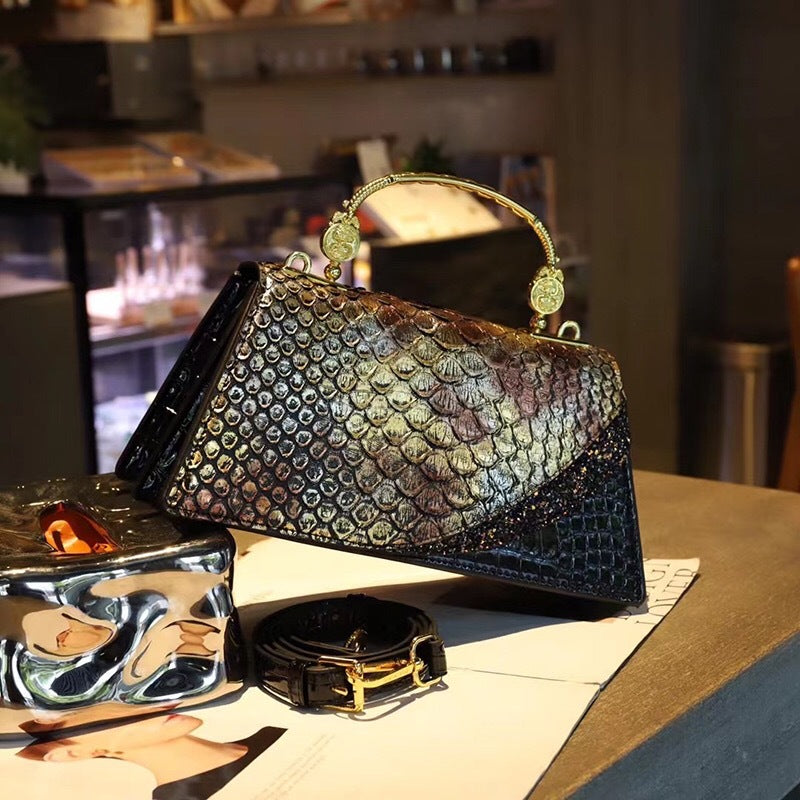 Luxury Shoulder Messenger Bag - Black Gold - Bag