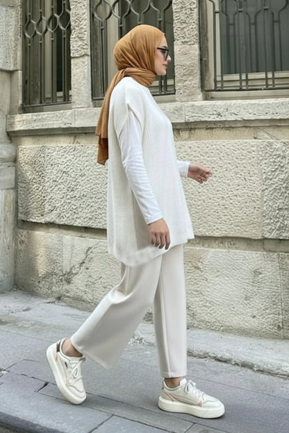Oversize Knit Sweater | Beige – NEOMODEST, image 2