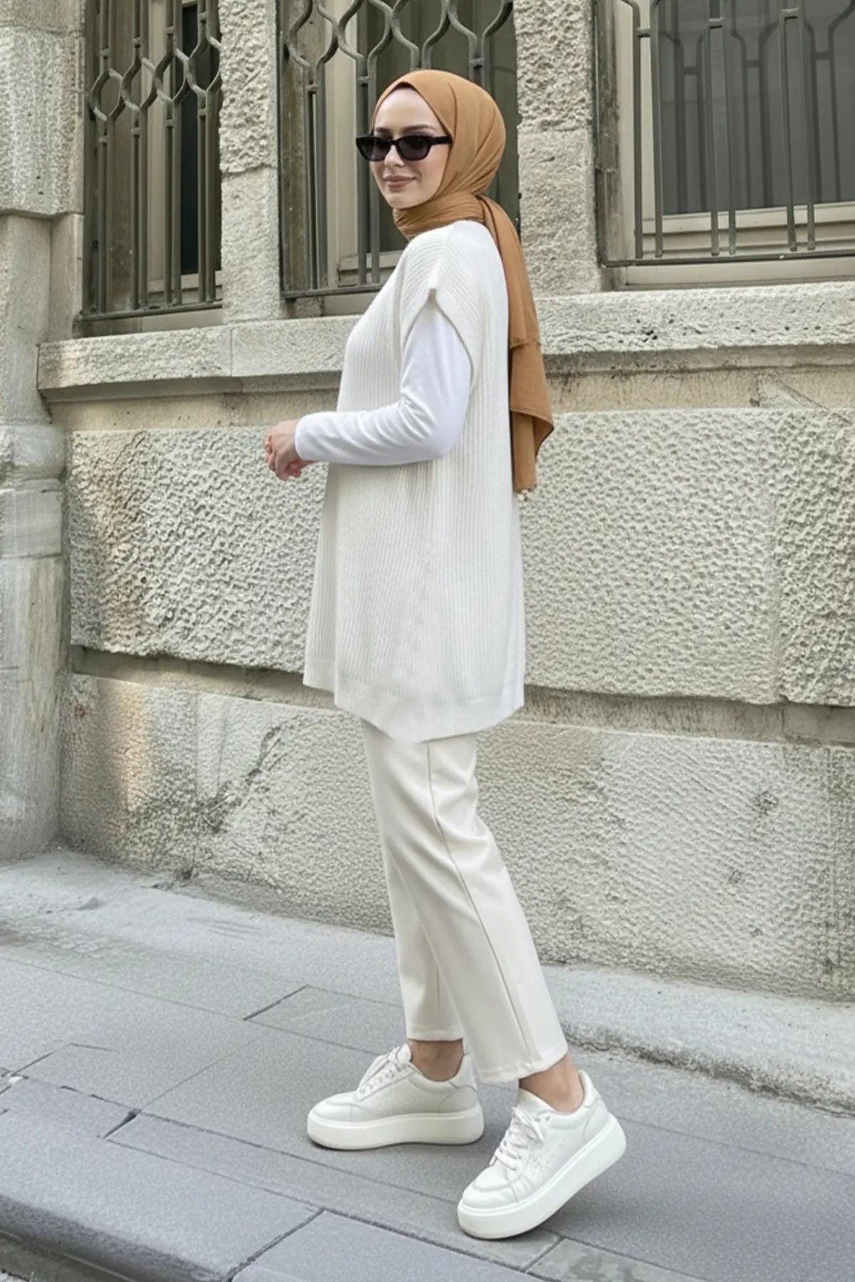 Oversize Knit Sweater | Beige – NEOMODEST, image 3