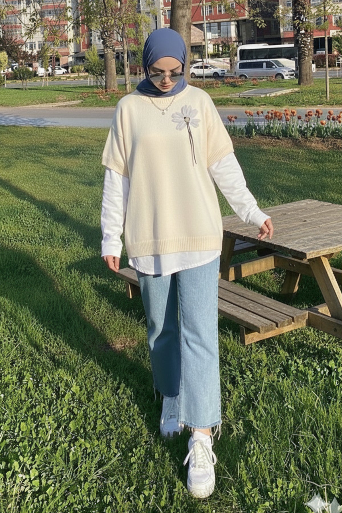 Oversized Ribbed Knit Sweater | Beige – NEOMODEST product image 1