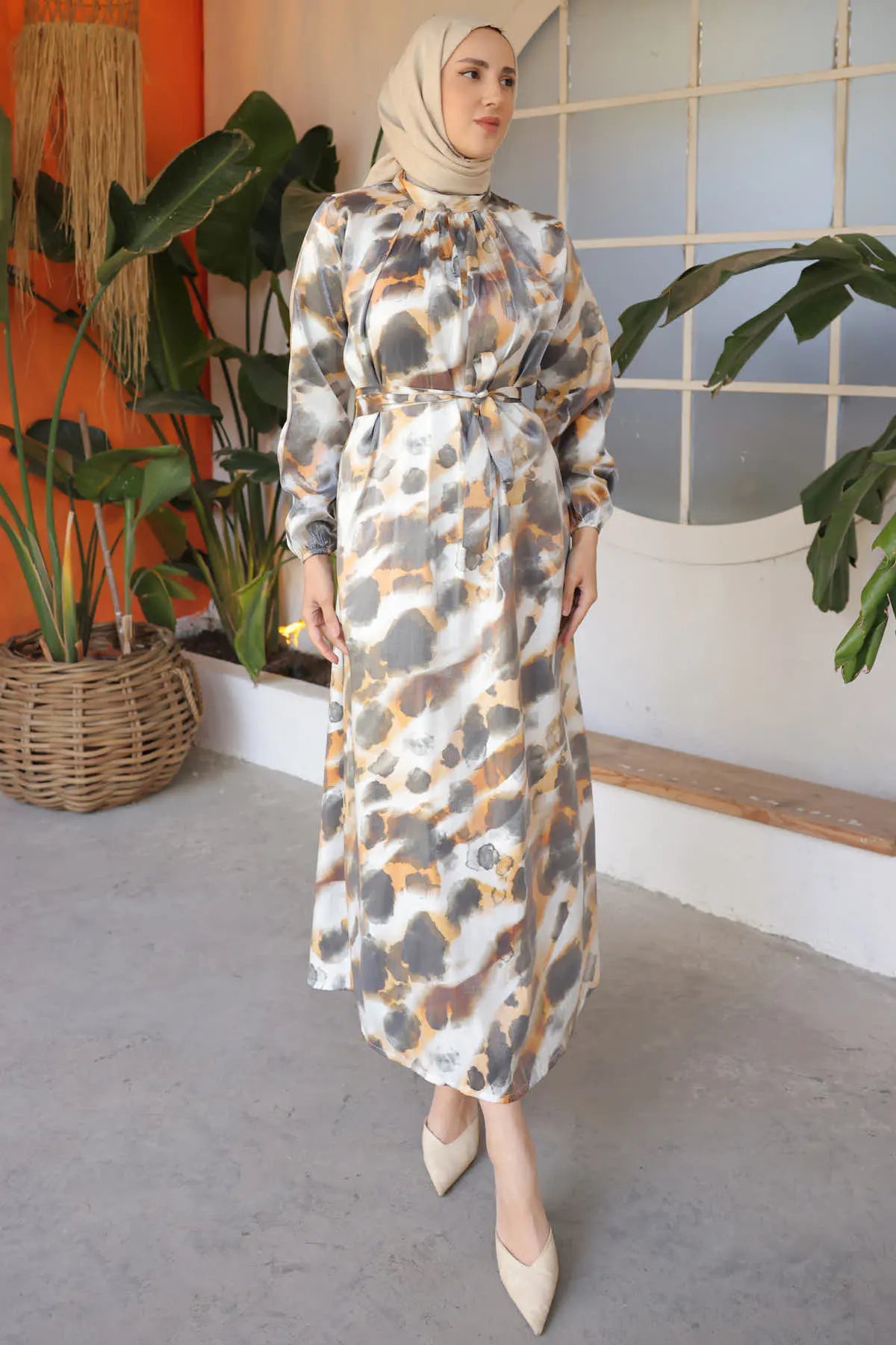 Patterned Dress With Sash Detail | Mustard – NEOMODEST product image 4