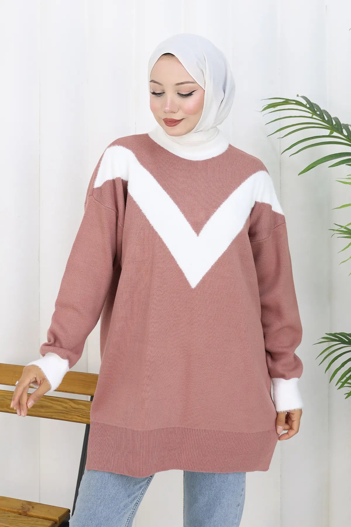 Patterned Knit Tunic in Rose – NEOMODEST, image 3