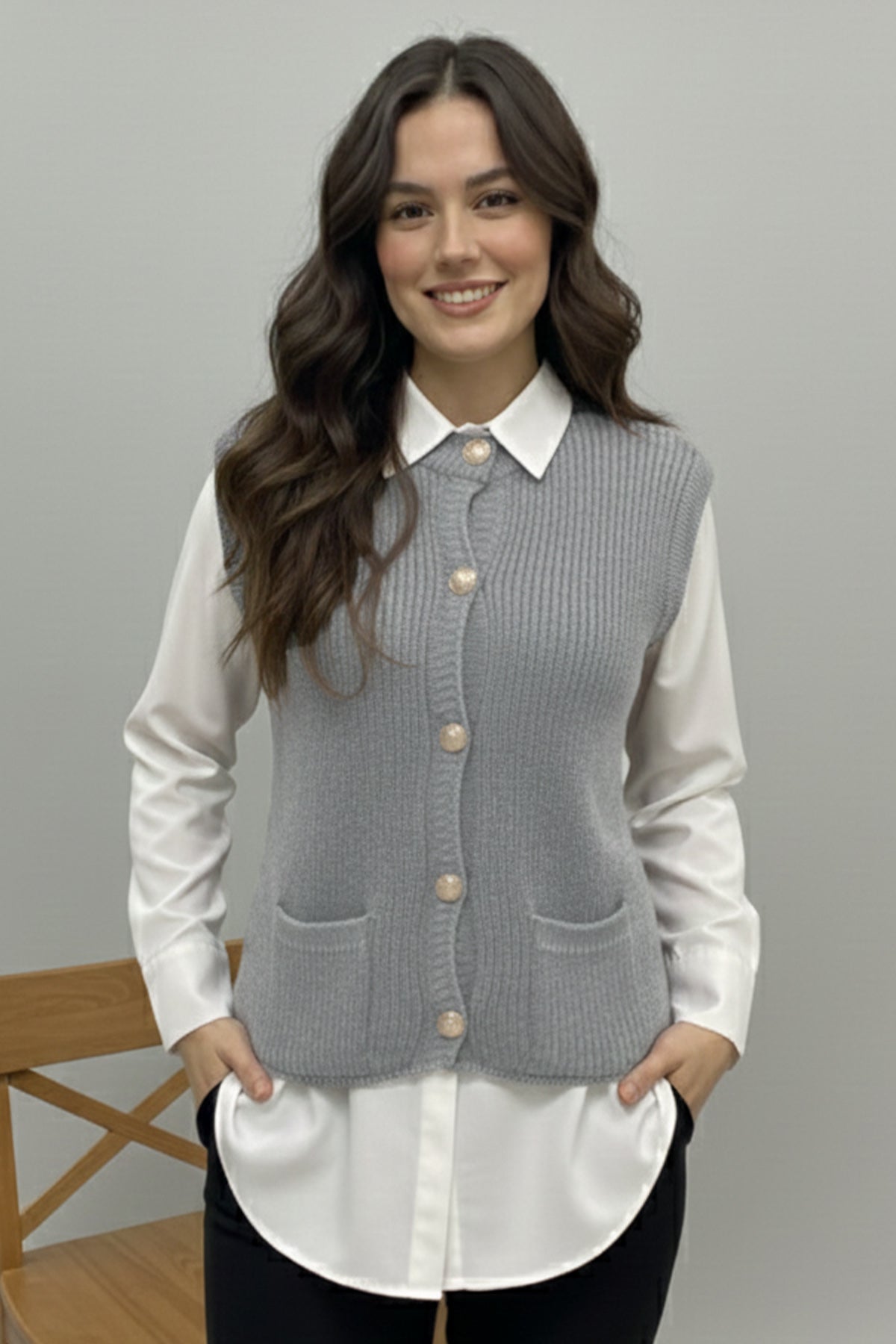 Pocket Knit Vest | Grey – NEOMODEST product image 1