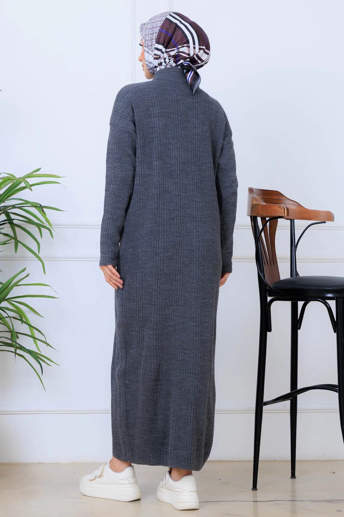 Ribbed Knit Dress | Grey – NEOMODEST product image 4