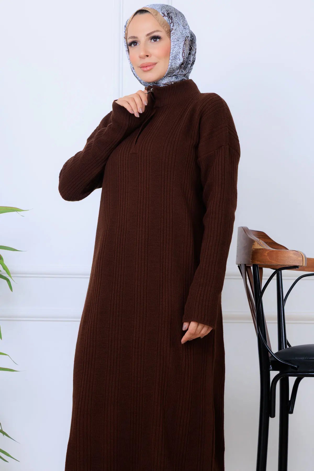 Ribbed Knit Dress | Brown – NEOMODEST product image 2