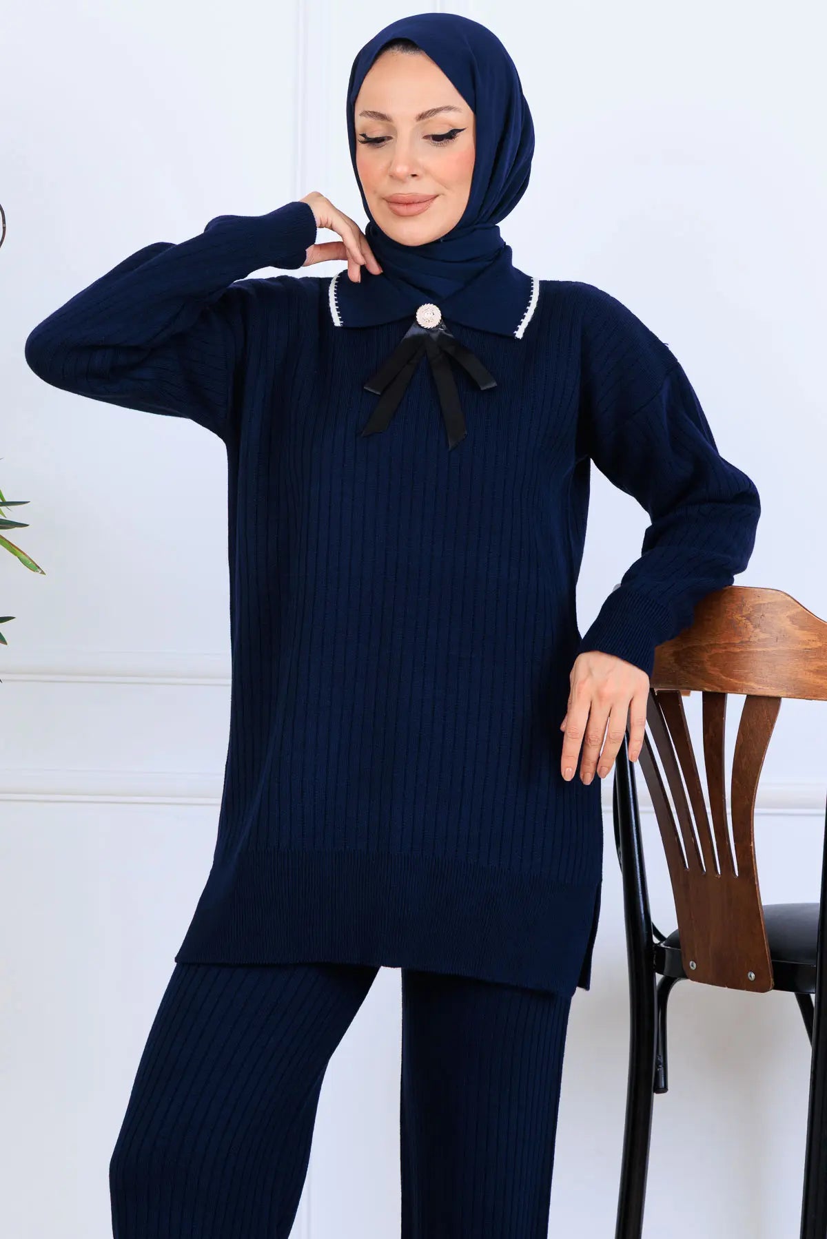 Ribbon Detail Knitwear Set | Navy Blue – NEOMODEST, image 3