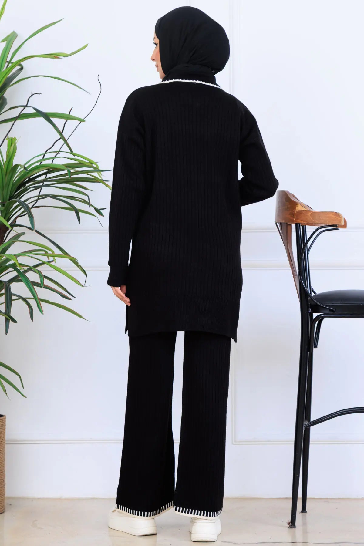 Ribbon Detail Knitwear Set | Black – NEOMODEST, image 4