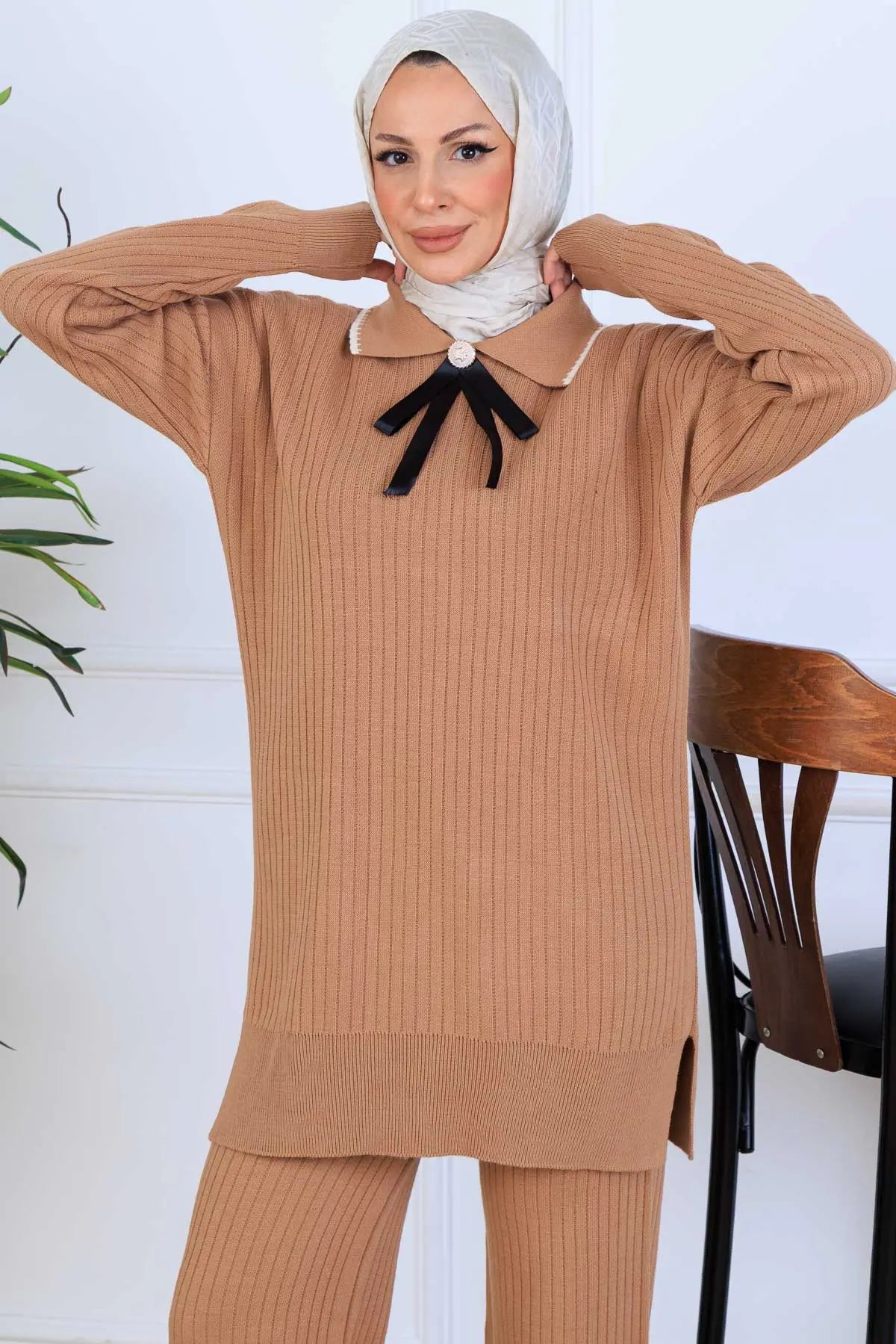 Ribbon Detail Knitwear Set | Camel – NEOMODEST, image 2