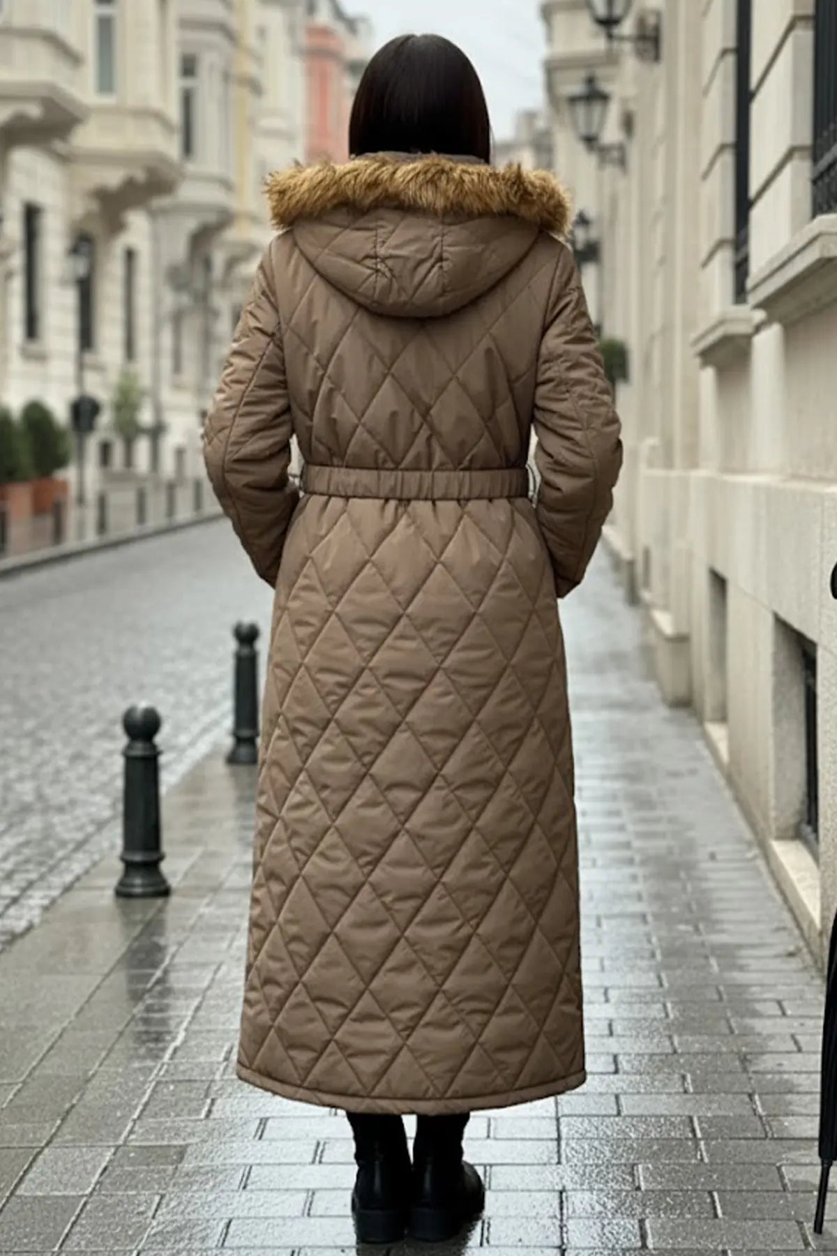 Shiny Quilted Belted Long Coat | Vison – NEOMODEST product image 3