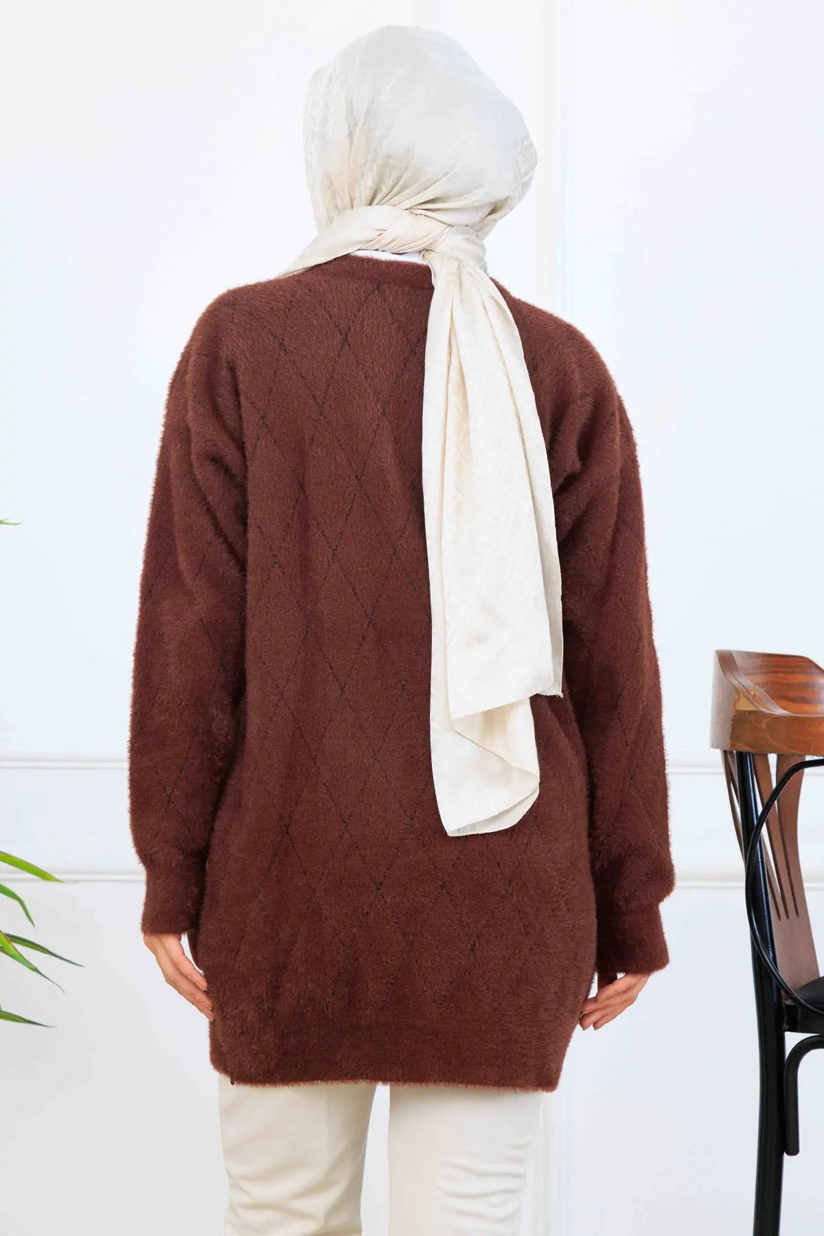 Stone-Detail Knit Tunic in Brown – NEOMODEST, image 4