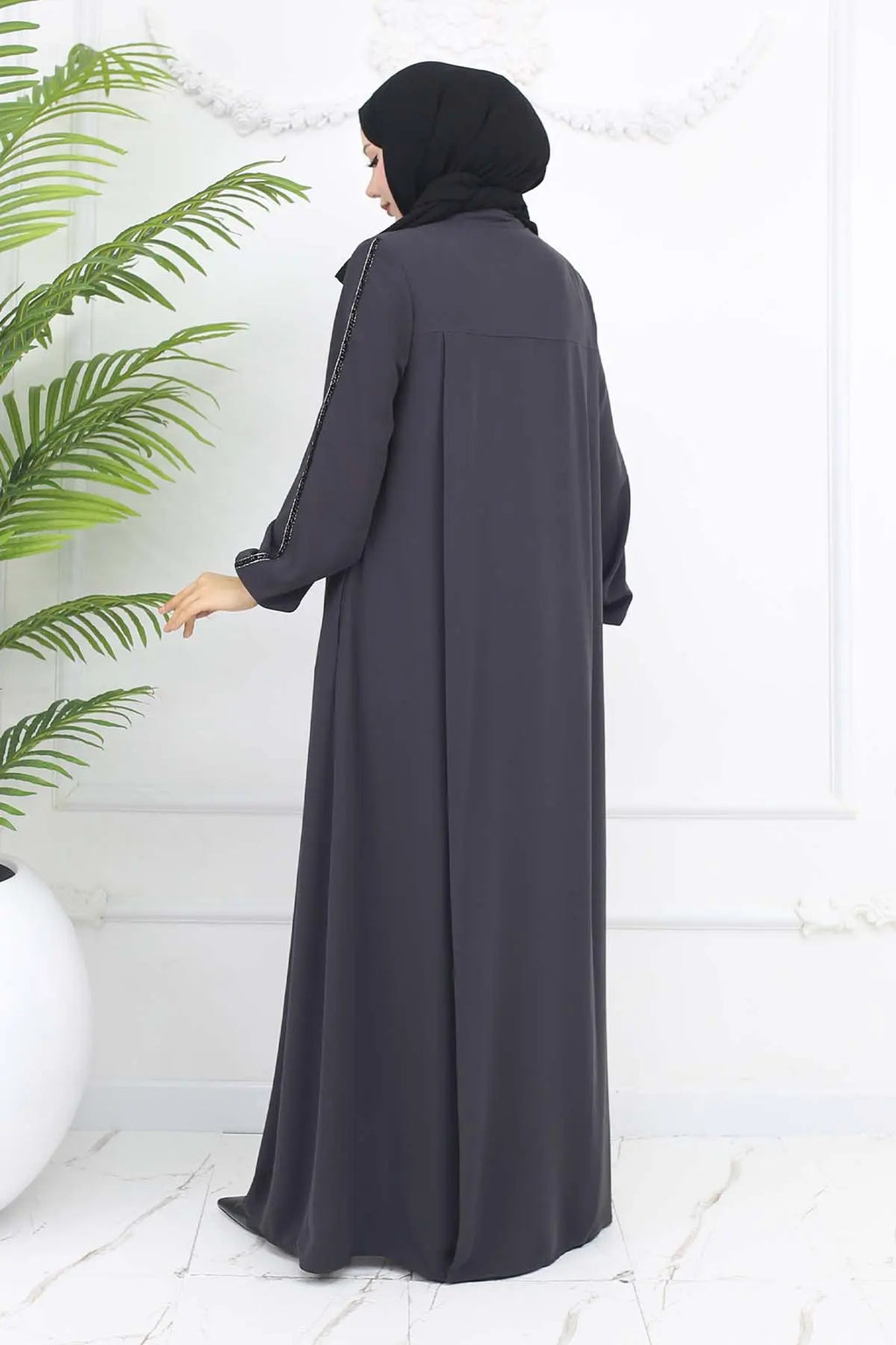 Mec Stripe Detailed Robe Abaya