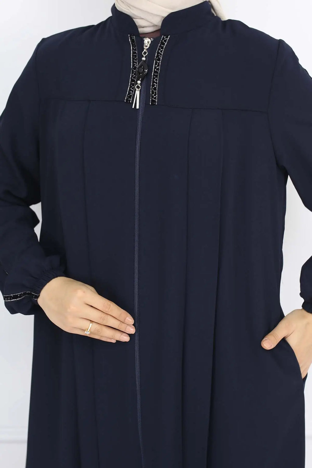 Mec Stripe Detailed Robe Abaya