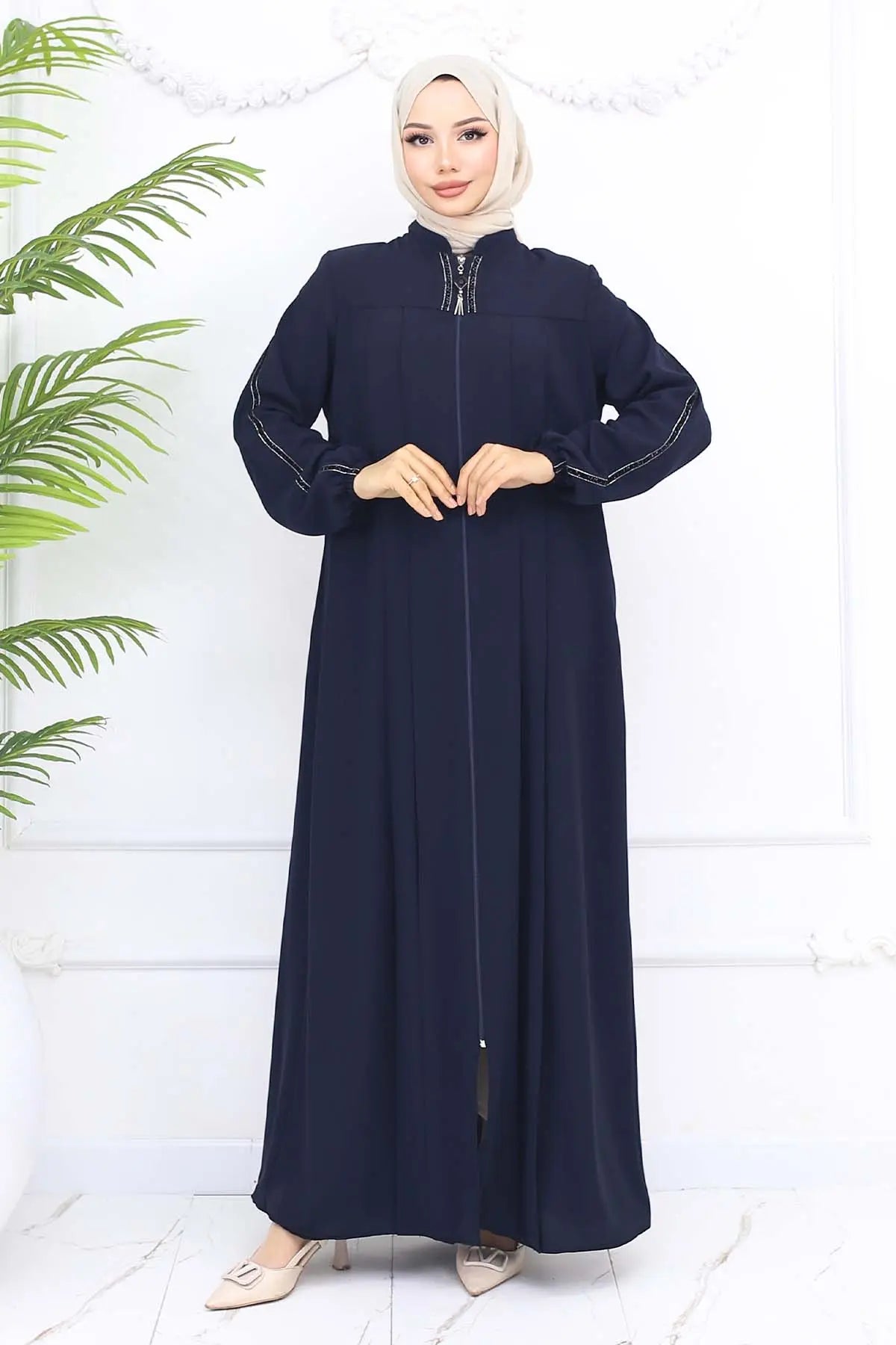 Mec Stripe Detailed Robe Abaya