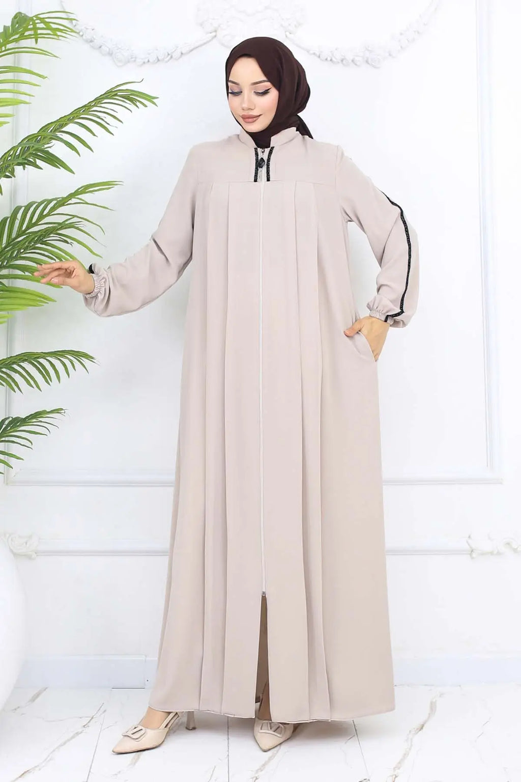 Mec Stripe Detailed Robe Abaya