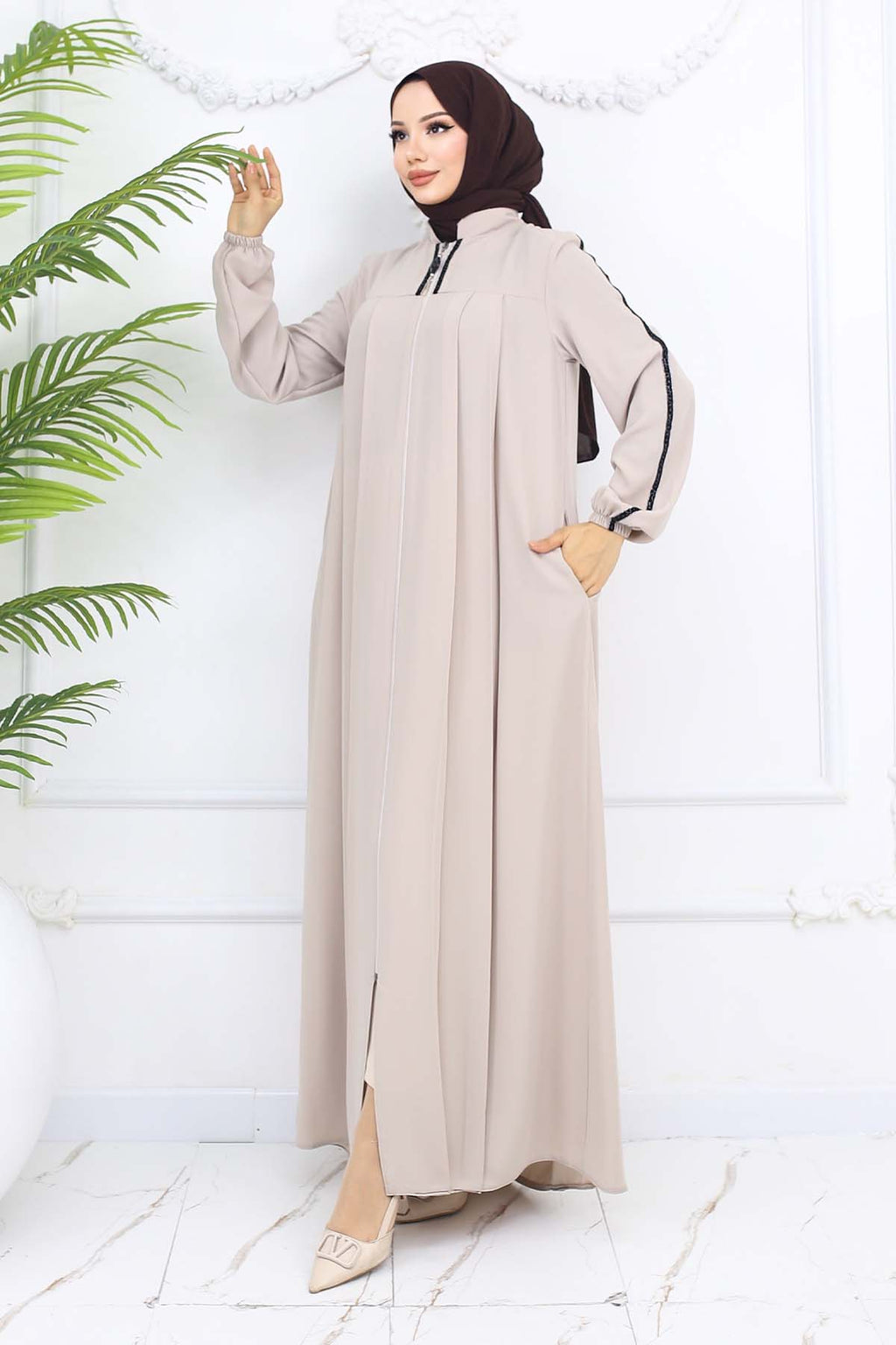 Mec Stripe Detailed Robe Abaya