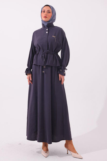 Two-piece Set With Brooch | Navy Blue – NEOMODEST product image 1