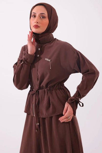 Two-piece Set With Brooch | Brown – NEOMODEST product image 2