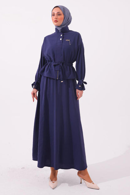 Two-piece Set With Brooch | Indigo – NEOMODEST product image 1