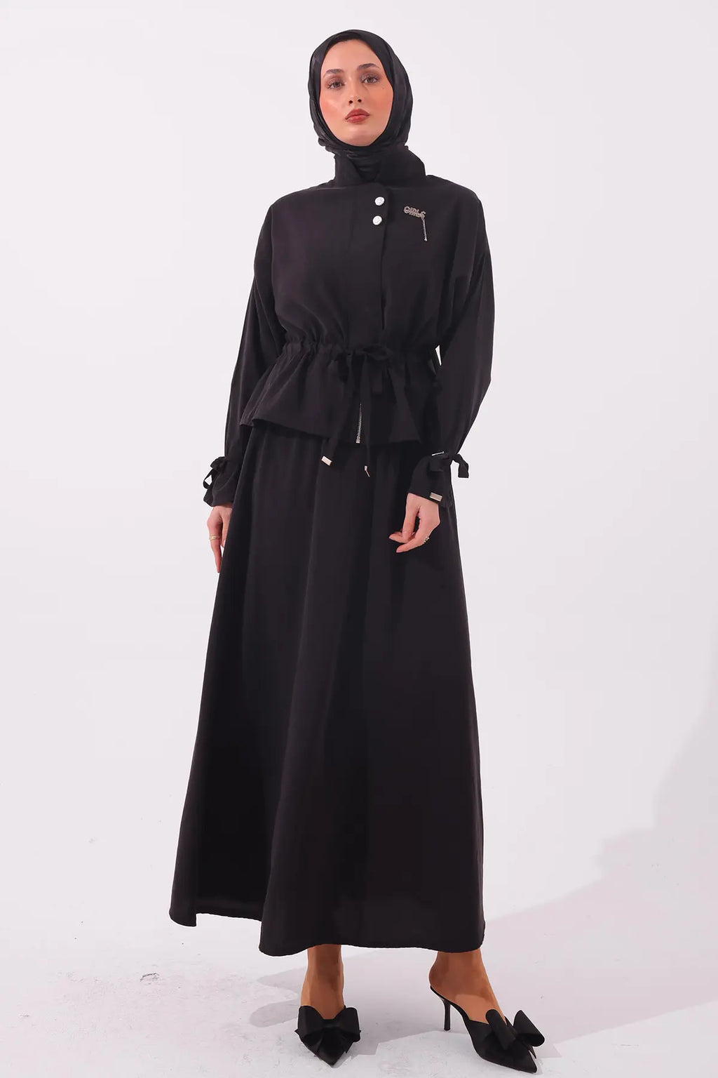 Mec Two-piece Set With Brooch