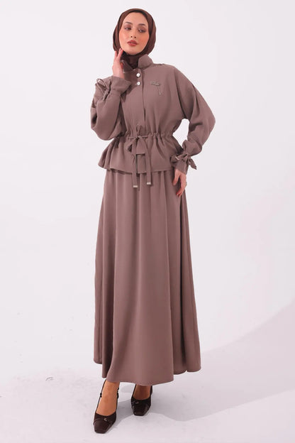 Two-pieces Set With Brooch