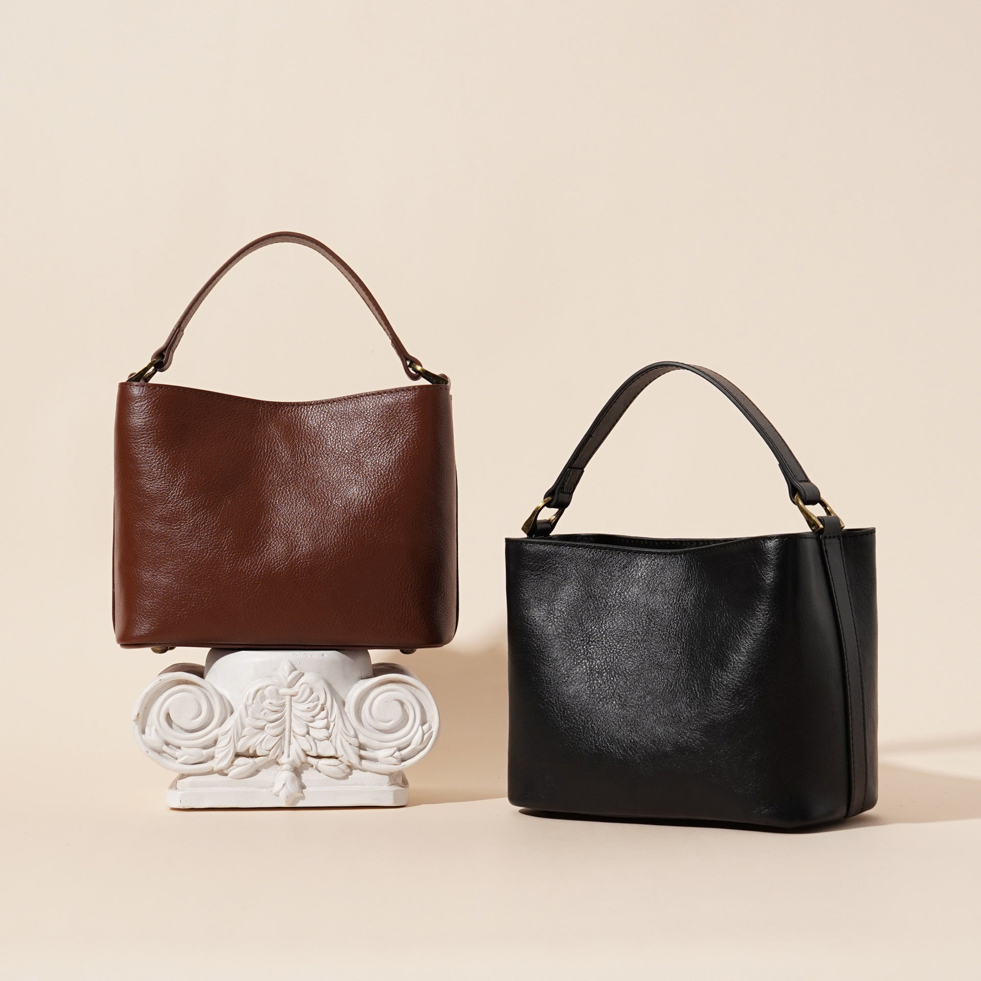 Vintage All-matching Women’s Shoulder Bag Cowhide Leather Handbag - Sugar Brown / 22.5X12X17cm - Shoulder Bag