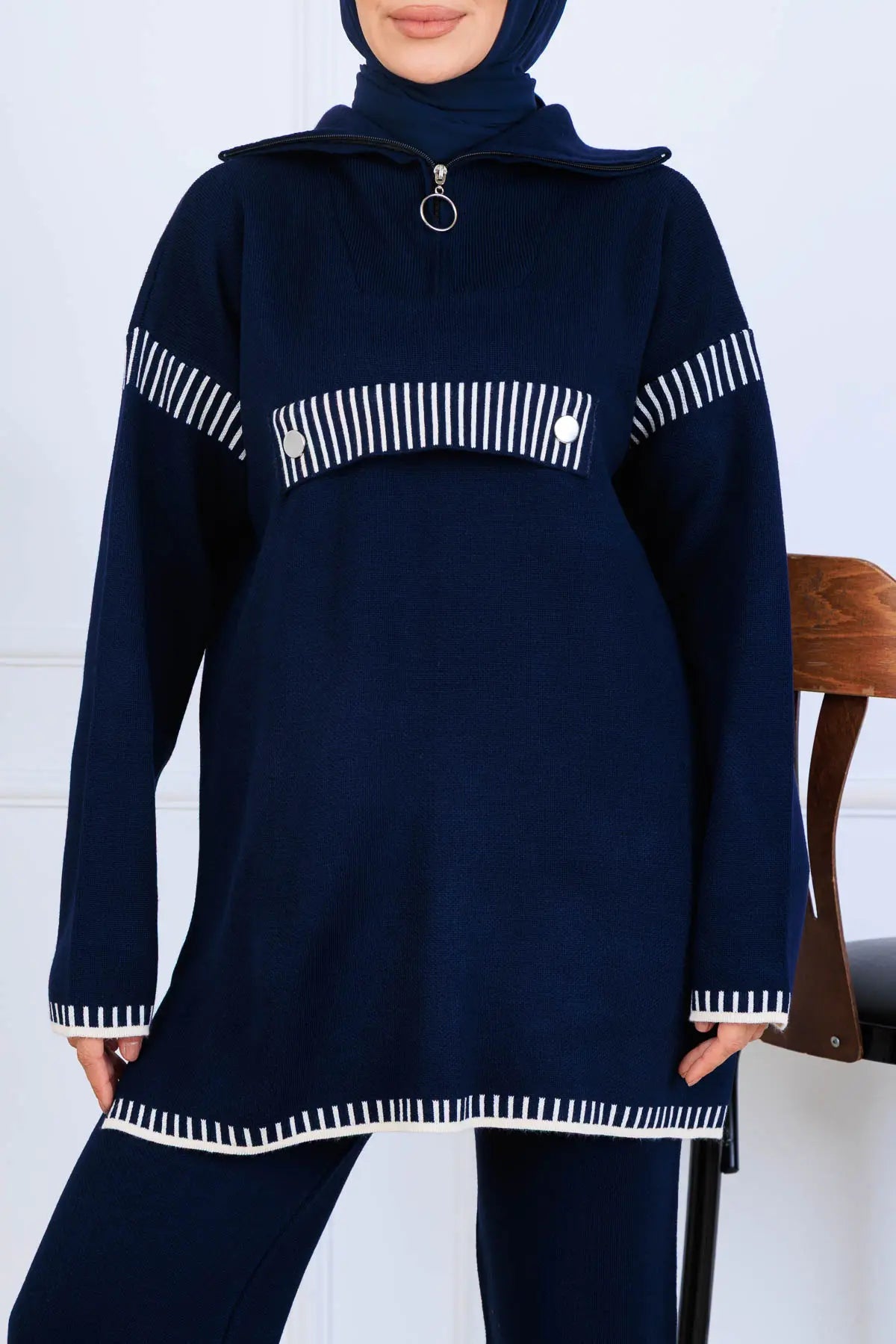 Mec Zippered Collar Knitwear Suit