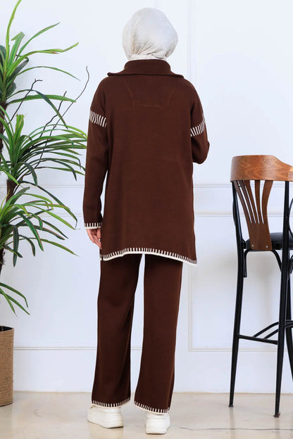 Zippered Collar Stripe-Detail Knitwear Suit in Brown – NEOMODEST, image 4